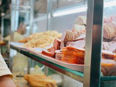 -Bánh Mì Huynh Hoa