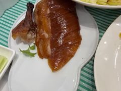 明湖烤鸭-鹊华居·地道鲁菜·海鲜·融合味(大明湖店)