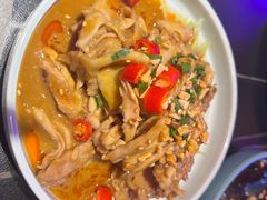 -多嘴超级肉蟹煲(杉杉国潮主题店)