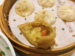 -馋三尺蟹粉小笼(人民广场店)