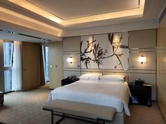-上海宝华万豪酒店