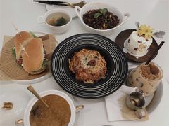 -露露家咖啡店