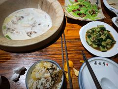 -滇香肴·云南菜蒸汽石锅鱼(云南北路店)