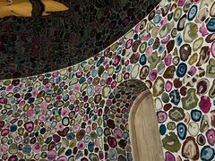 -涨巢·潮玩水疗局