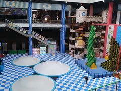 -蒙特利亲子乐园