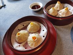 活拆蟹黄鲜肉小笼包-福玺荟(外滩罗斯福店)