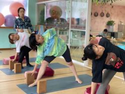 -爱尔乐美孕产瑜伽·普拉提