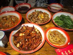 -老三样·美食研究中心(世贸路店)