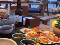 -三亚艾迪逊酒店·海滩烧烤 BARBACOA·现场乐队·浪漫晚餐·烧烤海鲜