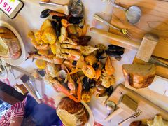 -The Crab Pot Seattle