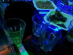 -乐唱氧吧量贩式KTV