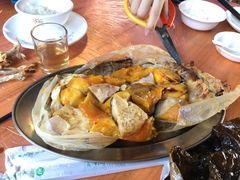 泥烩三宝-御霞苑泥烩鸡休闲农庄