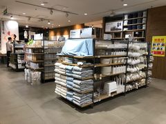 店内环境-MUJI无印良品(武汉世界城广场店)