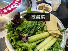 -高家小院铁锅炖大鹅(哈西高铁站店)