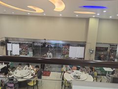 -覃记海鲜美食餐厅