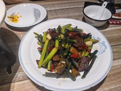 -三湘四水正宗湘菜(君峰路店)