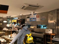 -新大咀港式茶餐厅(宝山万达店)