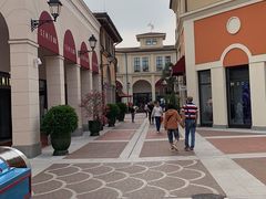 -佛罗伦萨小镇广佛名品奥特莱斯(疏港路店)