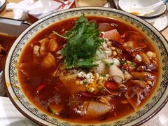 -聚汇三少·龙虾·中餐厅(莫邪路新天地店)