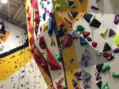 -问山MountQuest攀岩馆