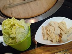 -三里屯土灶炖公鸡地锅鸡(江东店)