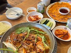 -喇喇排骨火锅·传统韩式脊骨汤(望京西园总店)