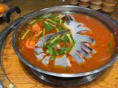 -亮欢寨酸汤鱼(沙冲路店)