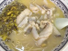 -明呈黄鱼面馆(斜土路店)
