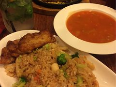 -玛格萝妮比萨屋(四平店)
