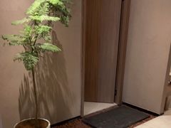 -灸春堂·艾灸·痛症·整脊连锁(之江银泰店)