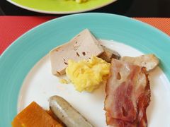 -惠州皇冠假日酒店·西餐厅·自助餐厅
