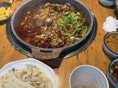 -成老灶火锅鸡·自选烧烤(汇君城店)
