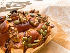 巧克力坚果吐司-红跑车(三牌楼店)