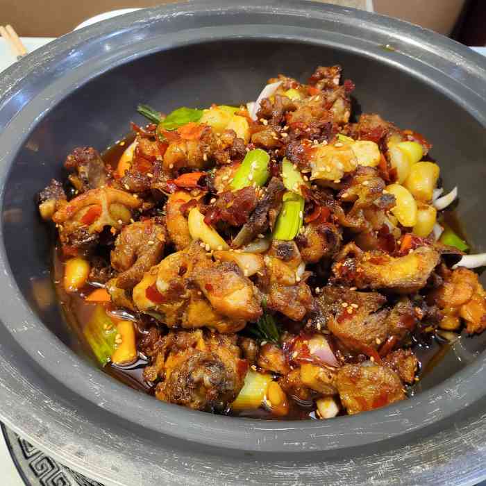 贵人相厨(和平西桥店)-"帝都相当靠谱的贵州饭馆,包间有麻将机这点.