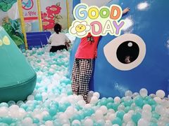 -蒙特利亲子乐园