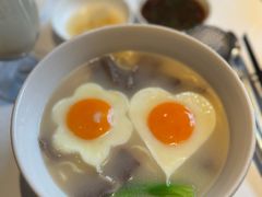 -洋房火锅(上海新天地南北里店)