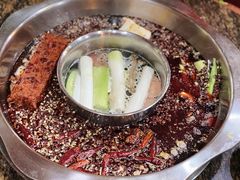 -星鸿社重庆老火锅(燃灯寺分店)