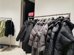 -URBAN REVIVO(上海中庚漫游城店)
