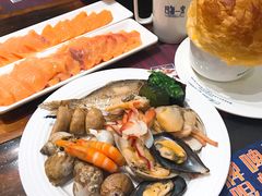 -四海一家自助餐(益田假日广场店)