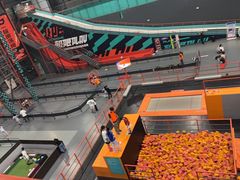 -极限PLAY运动娱乐新世界·团建派对潮玩休闲馆·室内蹦极高空游乐园