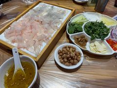 -官塘锋记鱼生·生腌·砂锅粥(牌坊街店)