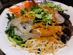 -靠山屯东北农家菜(八龙桥雅苑店)