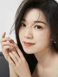 -易摄影婚纱摄影工作室