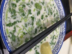羊肉汤（多肉）-穆得·老周家牛肉烧饼(普利街店)