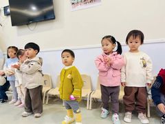 -好奇星国际托育(金地自在城校区)