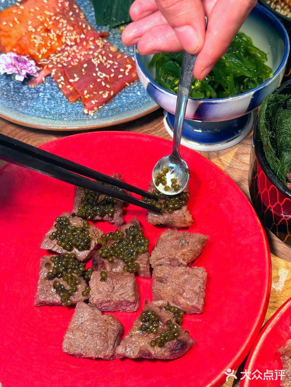 哇哇哇！这家烤肉什么造型呀！