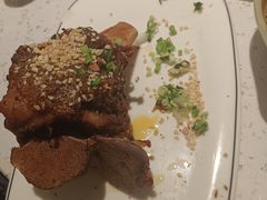 -三人行骨头王火锅(长寿店)