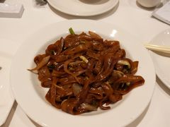 干炒牛河-稻香酒家·34年老字号·港式粤菜(汉街店)