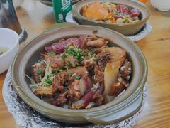 鸽仔腊味煲仔饭-崖口煲仔饭