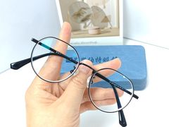 -罗伯特眼镜·蔡司官方授权(罗湖国贸店)